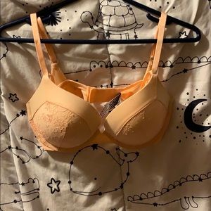 Brand new Victoria’s Secret bra